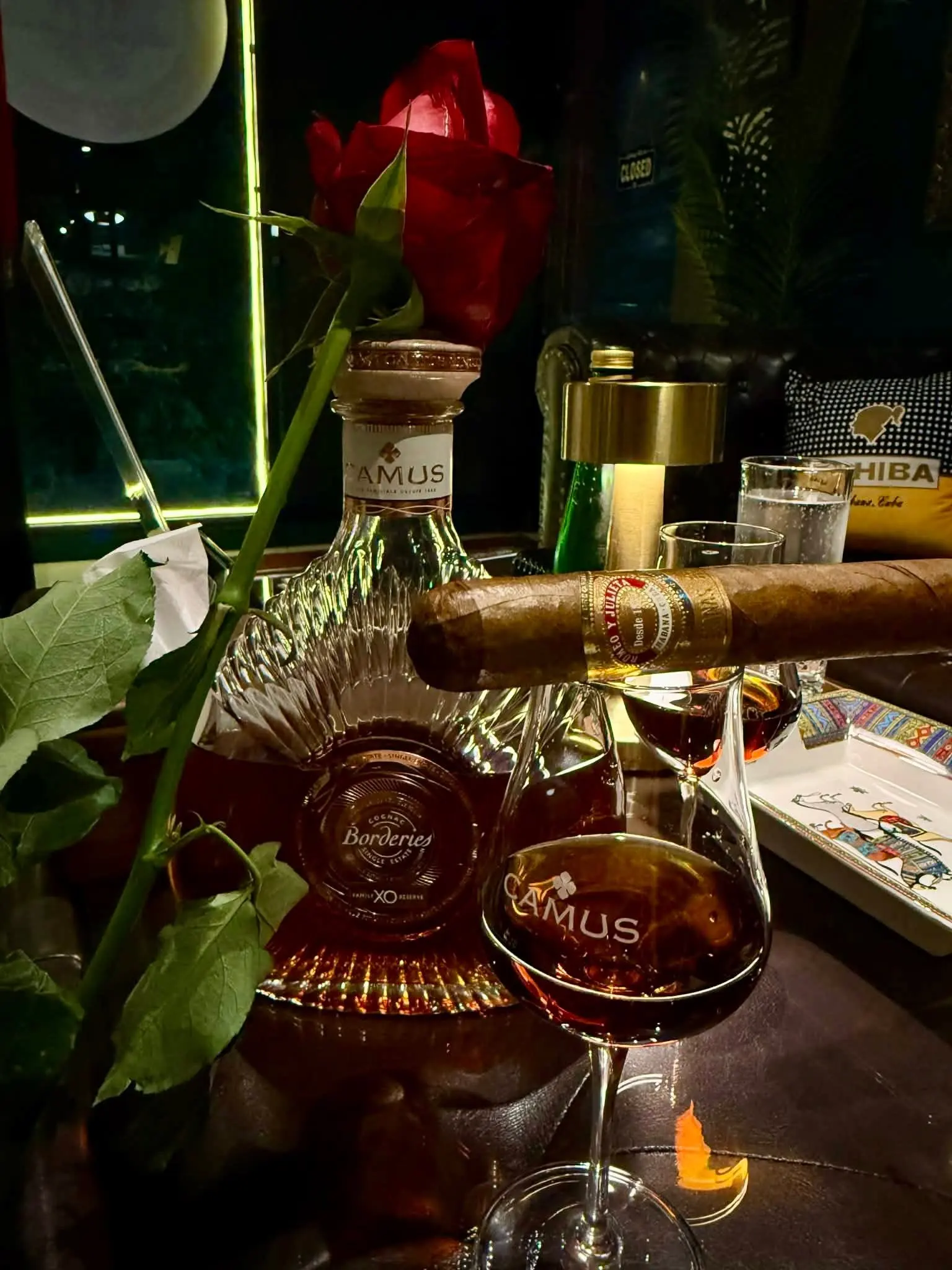 Cigar and drink pairing