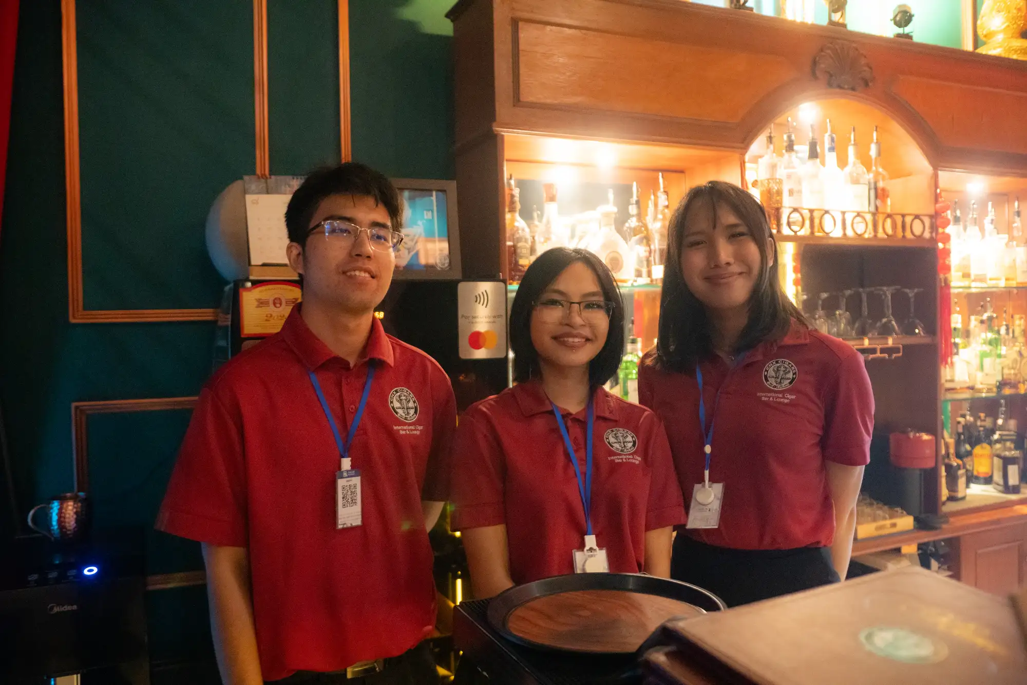 CNX Cigars team ready to welcome guests